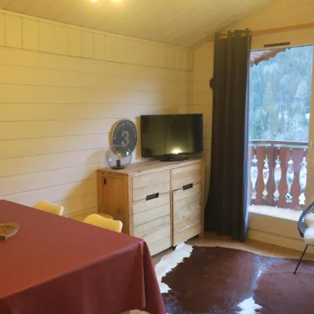 Cocooning Pour 4 Avec Balcon Et Garage à - Fr-1-198-196