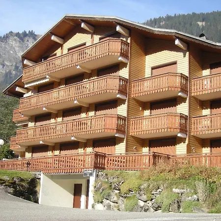 Cocooning Pour 4 Avec Balcon Et Garage A Apartment *
